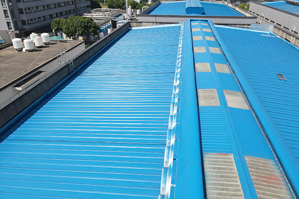 彩鋼瓦翻新專用漆使用壽命長(zhǎng)