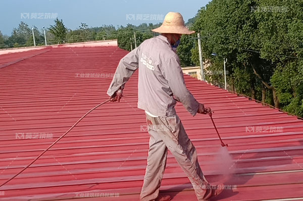 彩鋼瓦工業(yè)廠(chǎng)房應(yīng)用水性涂料
