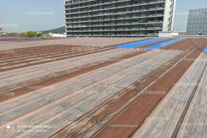 2022年彩鋼瓦翻新該找誰(shuí)？