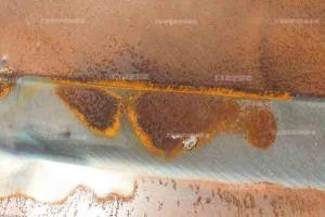 彩鋼瓦翻新噴涂好產(chǎn)品才能帶來(lái)好效果。