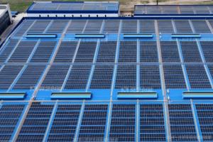 莫藝淺談工商業(yè)光伏屋面防水防腐的必要性